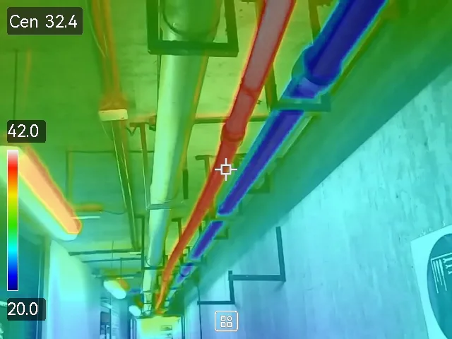 Termografía de inspección Sustentia — pérdida de calor en ventana
